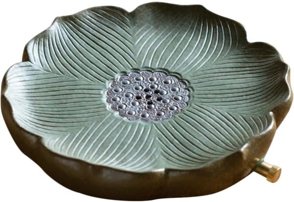 Ceramic Tea Serving Tray with Draining Board Retro Lotus Pattern Teapot Mat Coffee Table Tray Box with Water Storage for Kungfu Tea Set 20CM